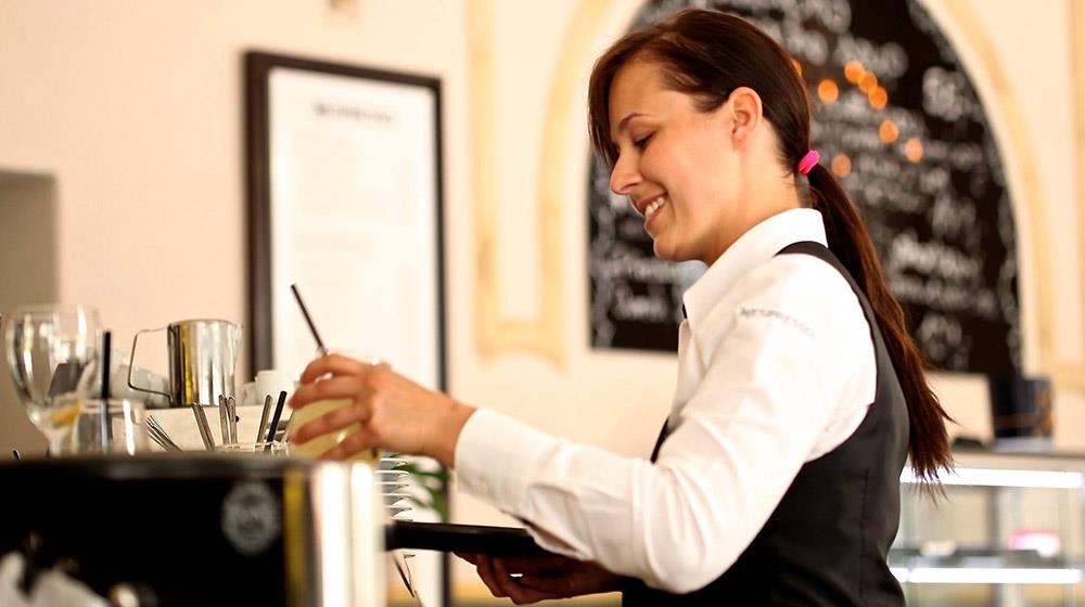 waitress_waiter