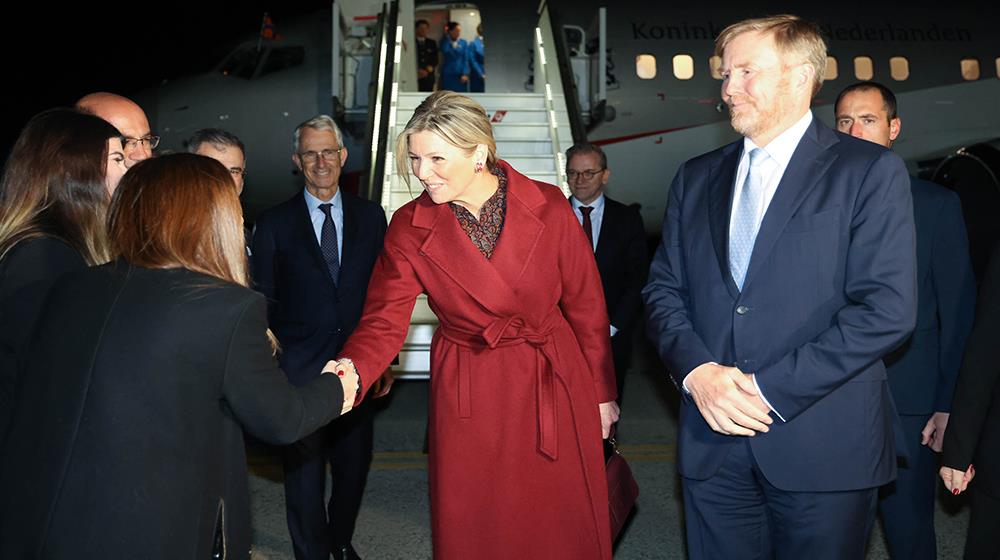 Dutch royalty arrival